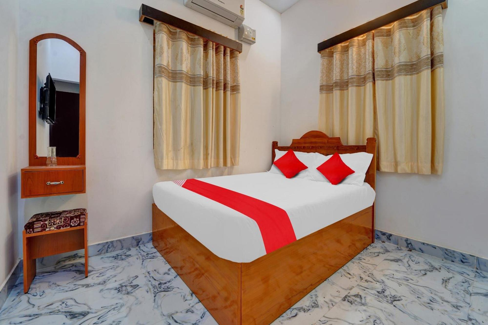 Flagship Sri Kamatchi Hotel & Rooms Madurai Buitenkant foto
