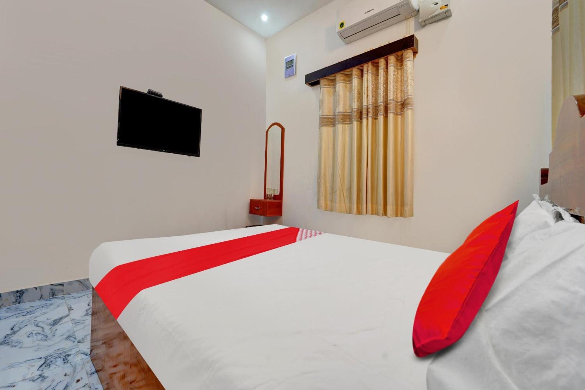 Flagship Sri Kamatchi Hotel & Rooms Madurai Buitenkant foto