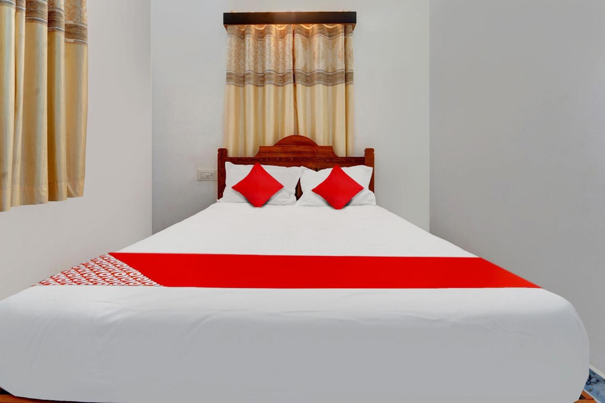 Flagship Sri Kamatchi Hotel & Rooms Madurai Buitenkant foto